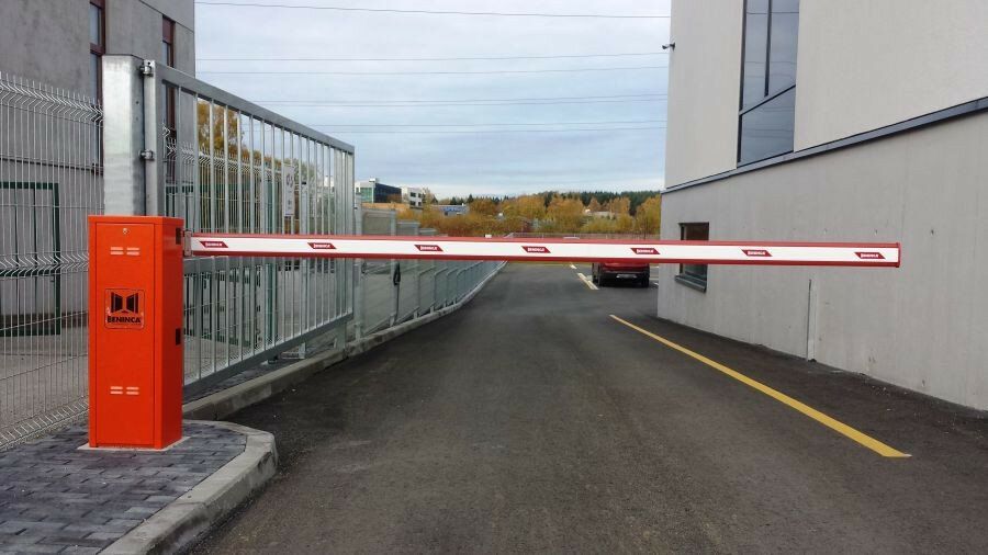 Шлагбаум автоматика для ворот.