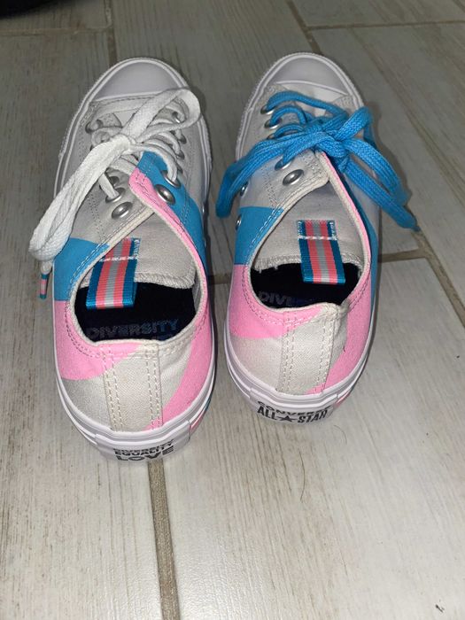 Converse Chuck Taylor All Star Ox Trans Pride