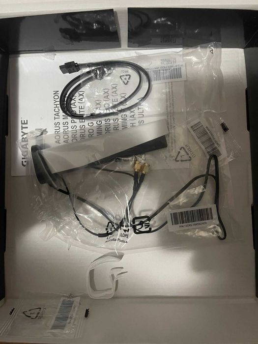 Placa de Baza GIGABYTE B650M GAMING X AX B650 DDR5 Socket AM5 mATX