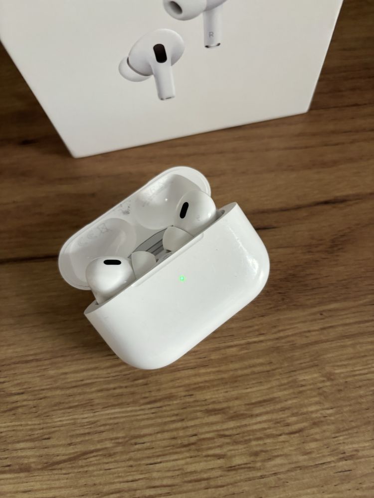 Apple AirPods Pro 2 2022 (MQD83ZM/A)