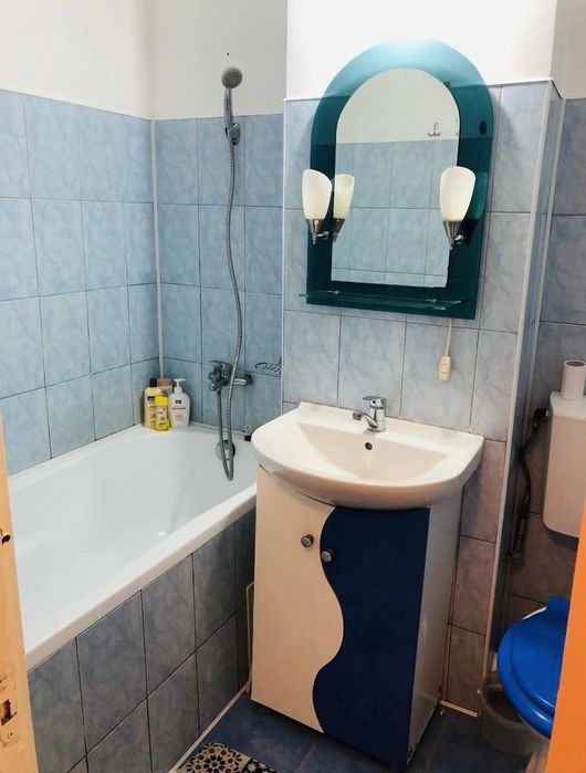 Închiriez apartament cu o camera