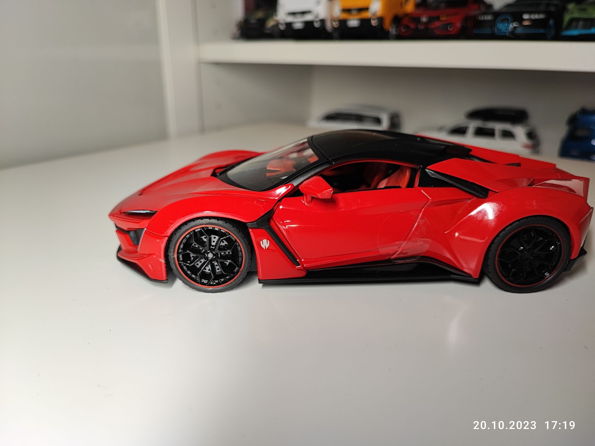 Machetă Lykan Hypersport