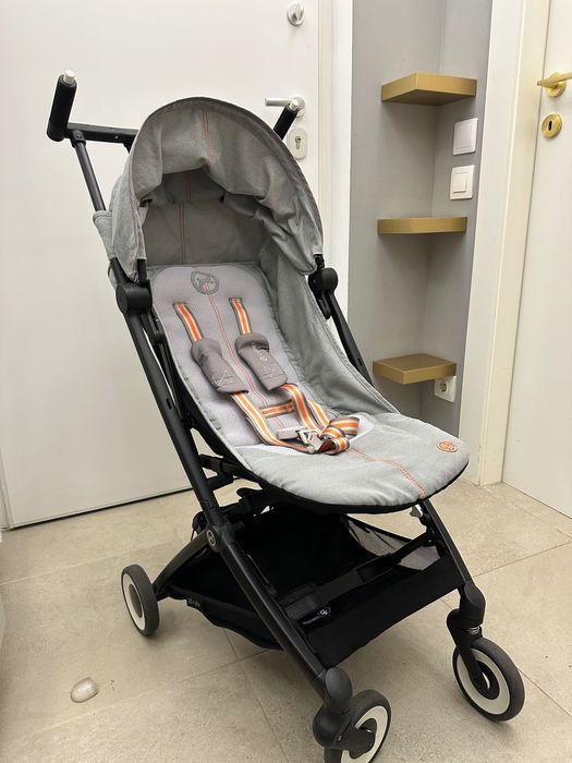 Carucior compact și foarte ușor Cybex Gold LIBELLE Lava Grey