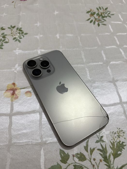 iPhone 15 pro 256gb Natural Titanium 85 yomkost