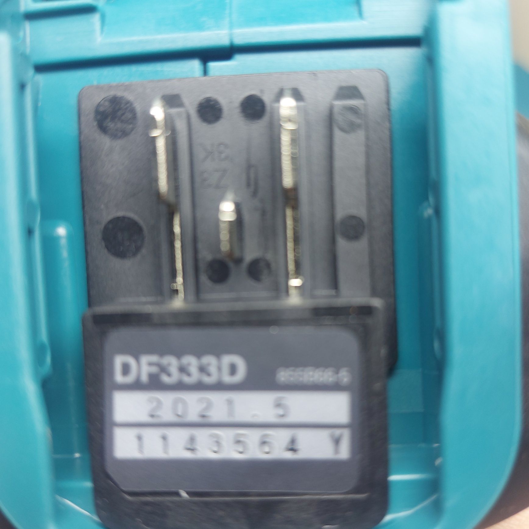 Нов винтоверт Makita DF333D 12v