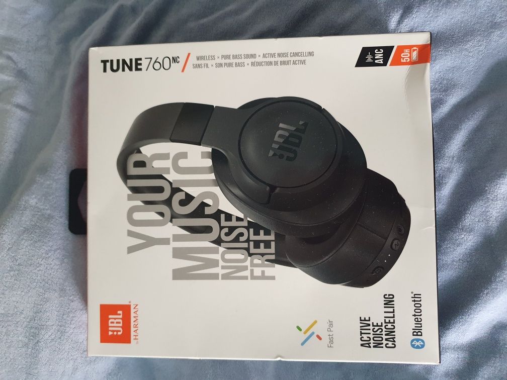 Безжични слушалки JBL Tune 760 NC