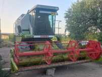 Claas Dominator 130