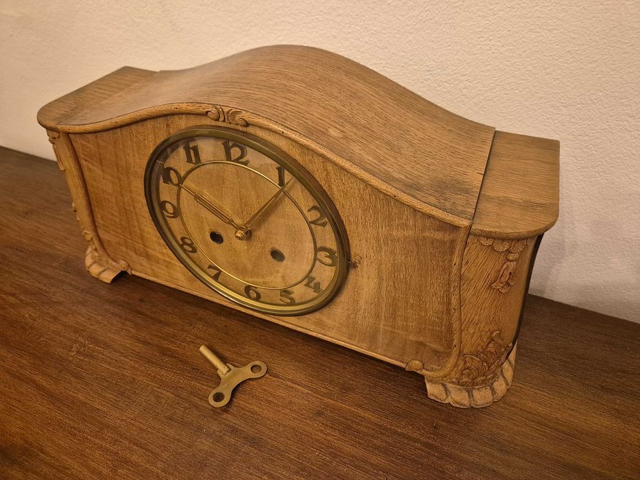 Ceas de semineu - defect