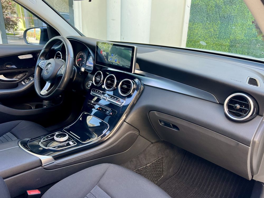 Mercedes Benz GLC 220d 4Motion Cutie 9G! Garantie 12 Luni!