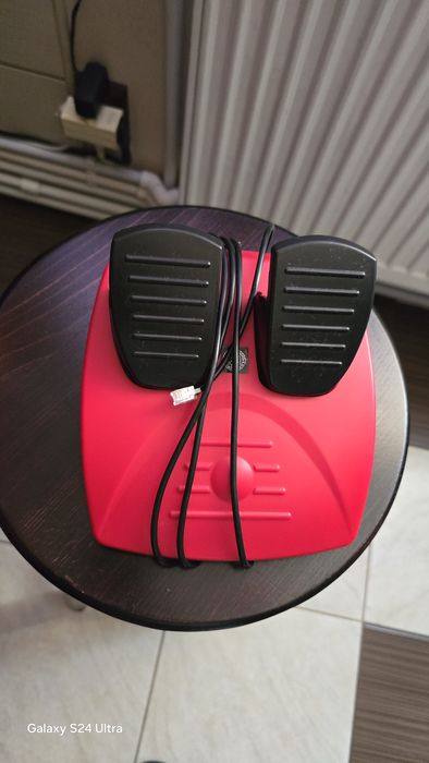 Volan HORI Mario Kart Racing Wheel Pro + pedale