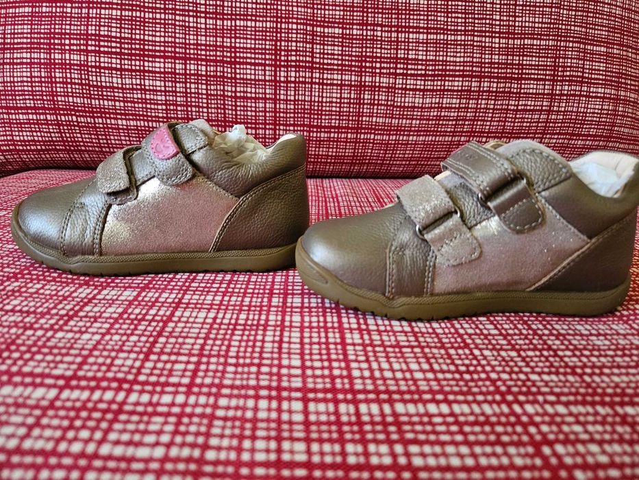 Noi: Pantofi Geox 25 piele moale integral, încălțăminte