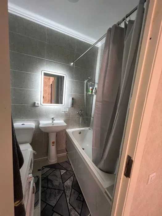 Сдаётся квартира 1/5/9 на ор-р Яшнабадский Грин Парк