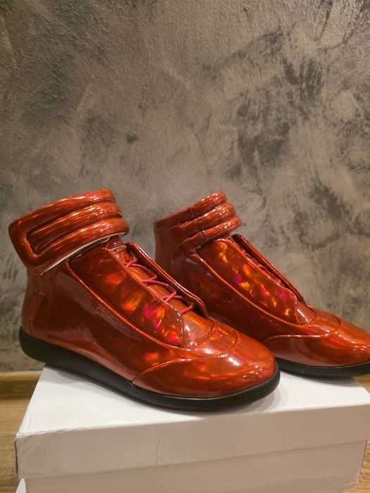 Vând Maison Margiela Red 43