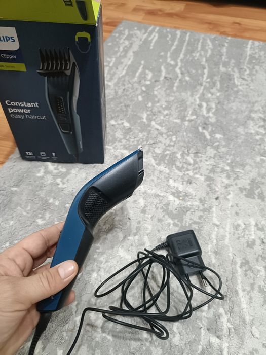 Mașina de tuns Philips