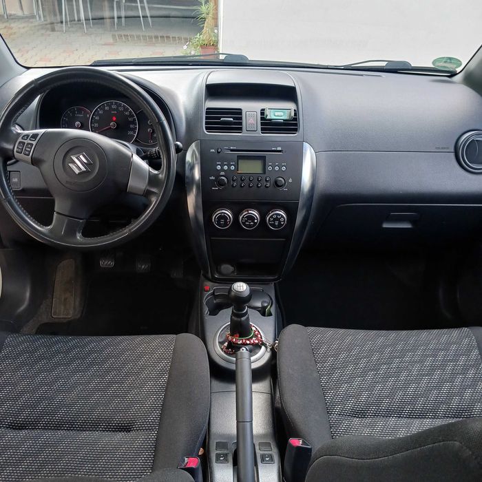 Suzuki sx4 an:2008 benzina 1.6  105cp