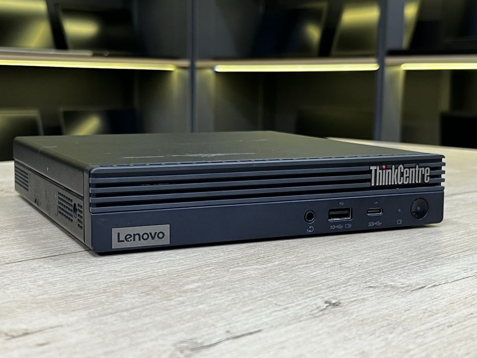 Мини системный блок Lenovo ThinkCentre M70q - Core i3-10105T/8GB/256GB