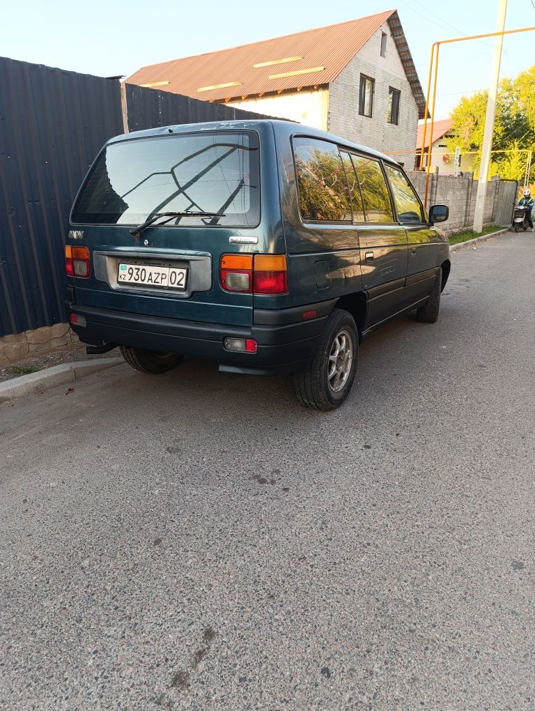 Продам Мазда мпв