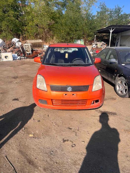 Сузики Суифт 1.3 бензин 2005 година на части