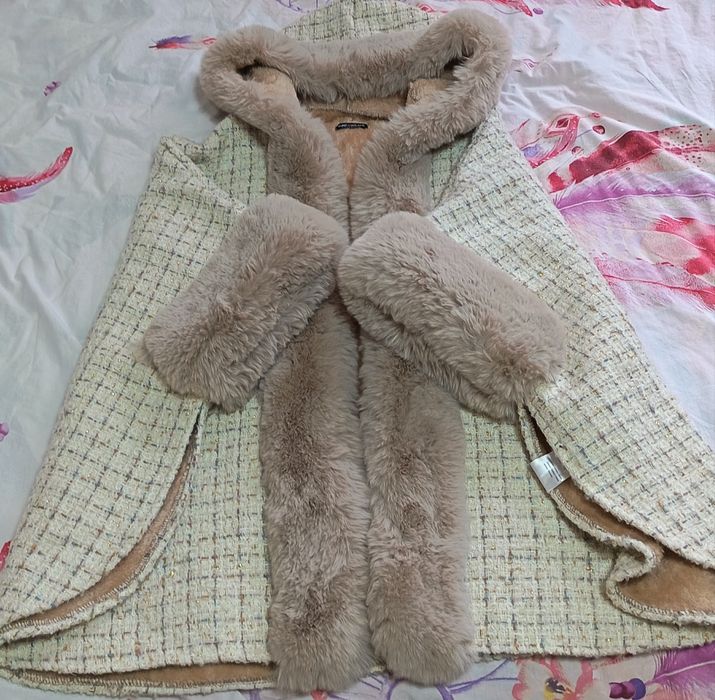 Дамско денело Пончо