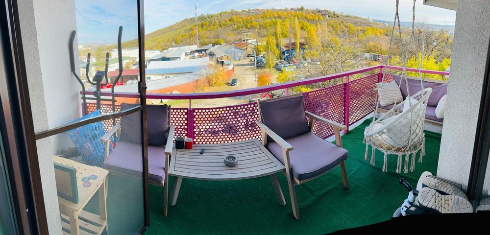 Apartament 2 camere de vanzare, vis-a-vis de restaurant Bellaria