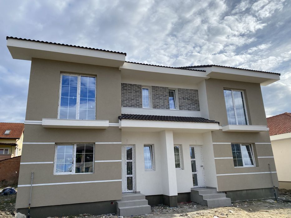 Direct proprietar  vand duplex cartier Europa,Mosnita Noua,4 camere