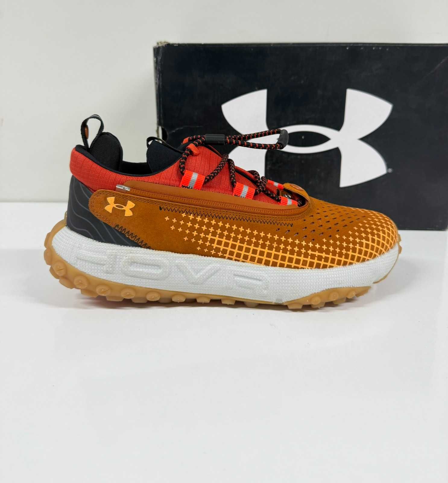 Under Armour UA HOVR Summit FT DELTA