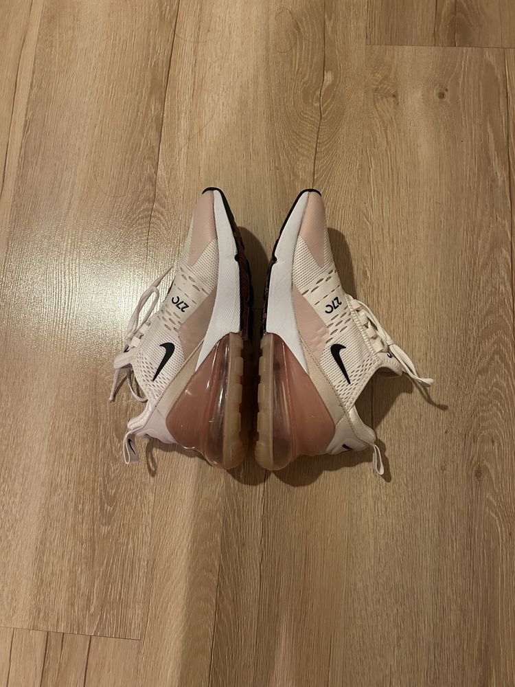 Маратонки nike air max 270