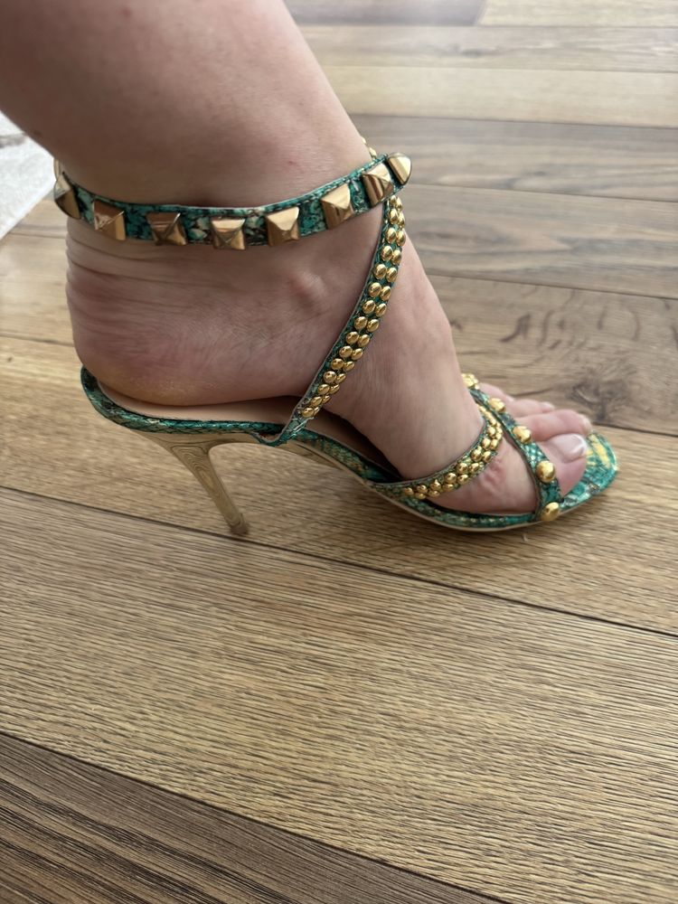 Дамски сандали Casadei