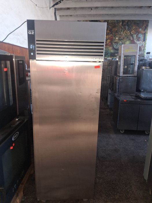 Хладилник професионален FOSTER