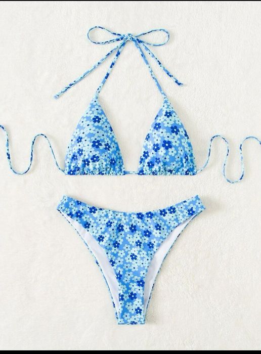 Costume  de  baie