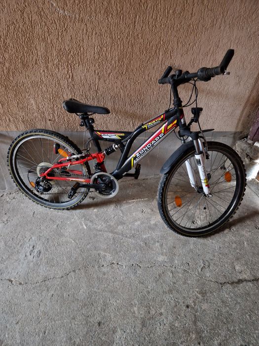 Vand scutere si biciclete!