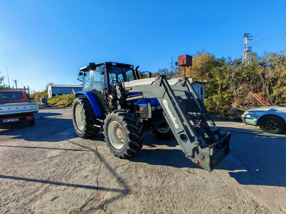 Tractor New Holland Tl 100 cu încărcător frontal quicke q 56