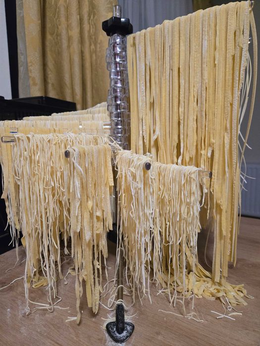 Tăiței din ouă de casă