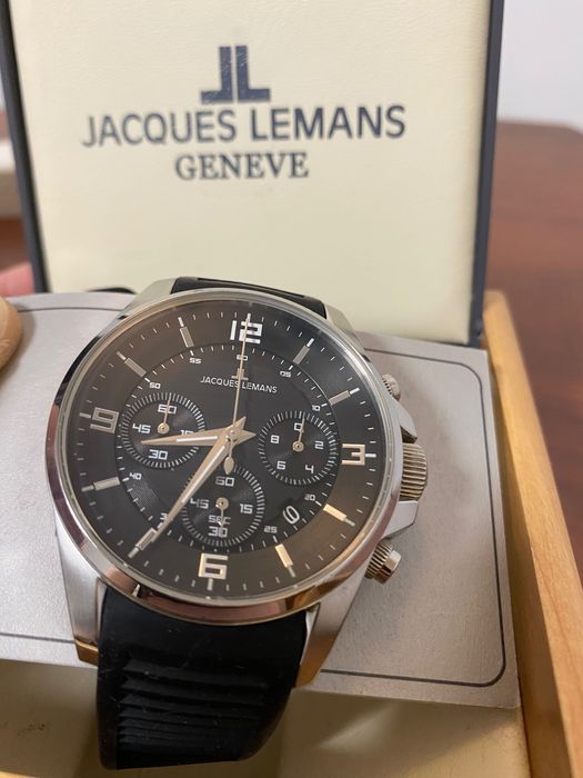 Мъжки швейцарски часовници: TISSOT, CANDINO, JACQUES LEMANS