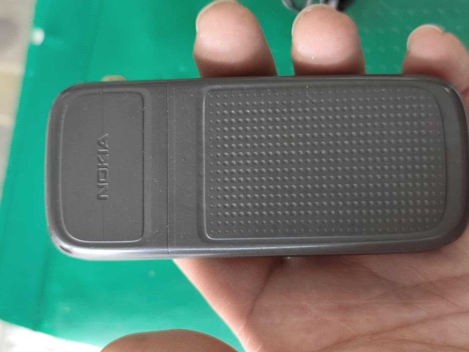 Телефон nokia 1208