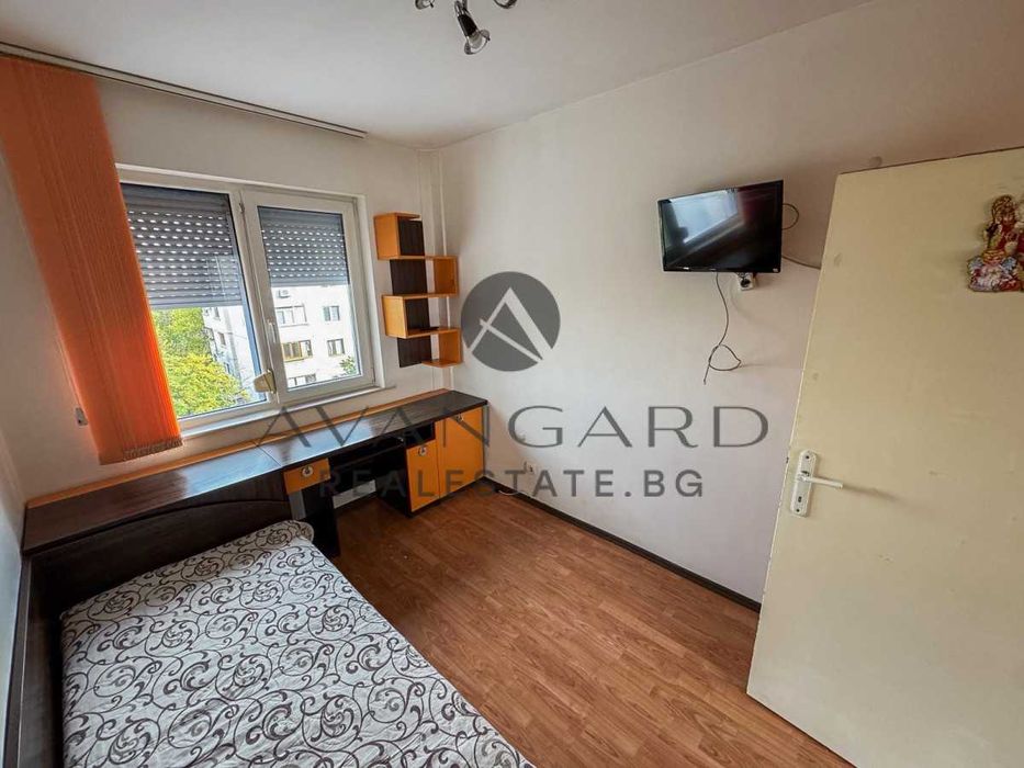 оф.24422 Тристаен с реална квадратура до парк Лаута