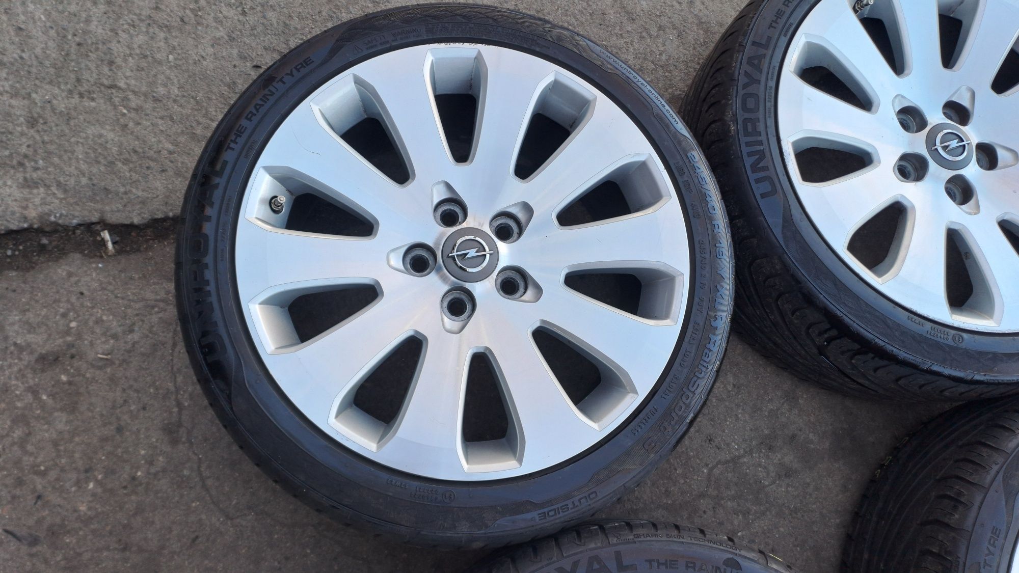 19" 5Х120мм Опел Инсигния, 5x120mm Opel Insignia с гуми 245/40/19