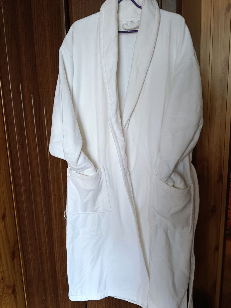 Махровые ( 100% хлопок) халаты