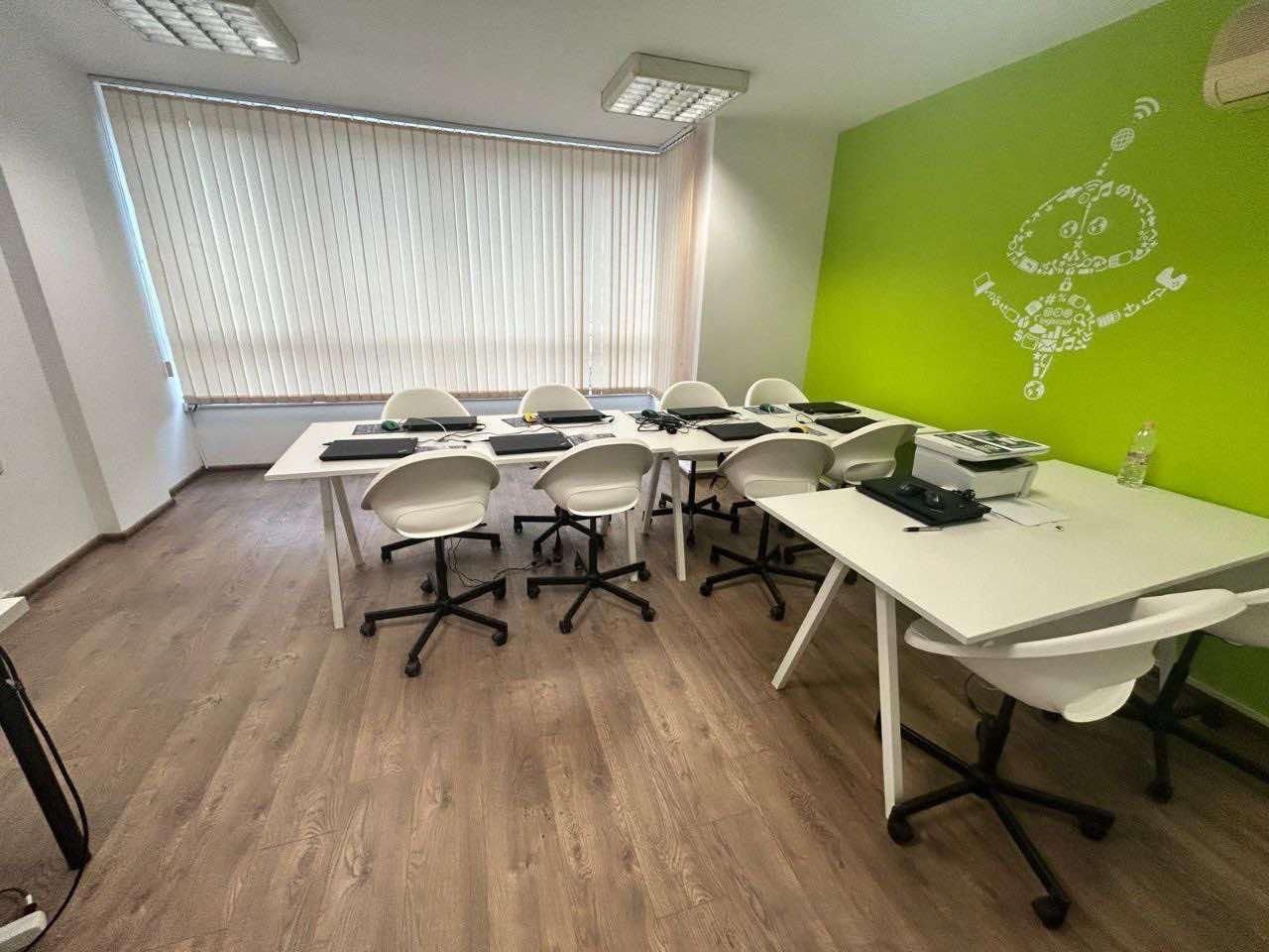 Дава се под наем Офис в Варна, Център - 60 кв.м за 500 € - Снимка #2