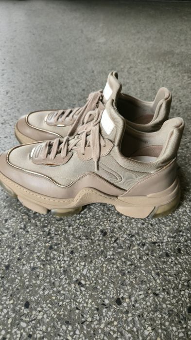 Маратонки Furla.Бежови.40 номер.