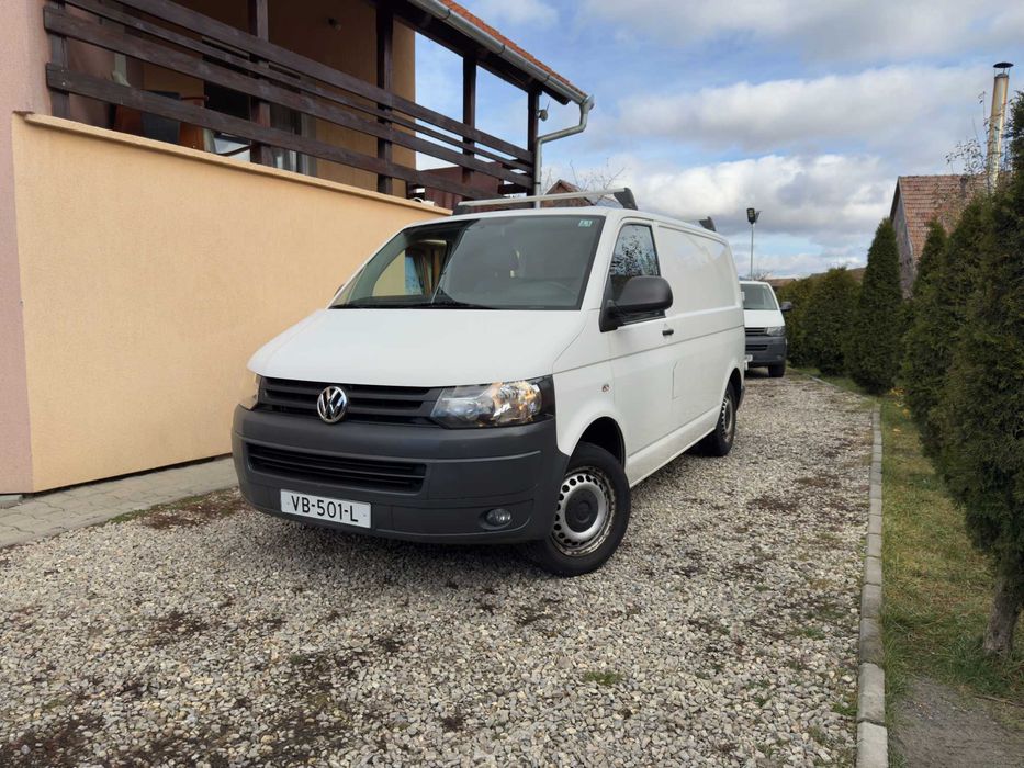 Volkswagen Transporter T5 Facelift 2.0 TDI Euro 5 2013 - 2 BUCATI