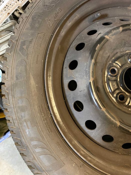 Anvelope Iarna 205/55R16 cu Jante Tabla (Otel)