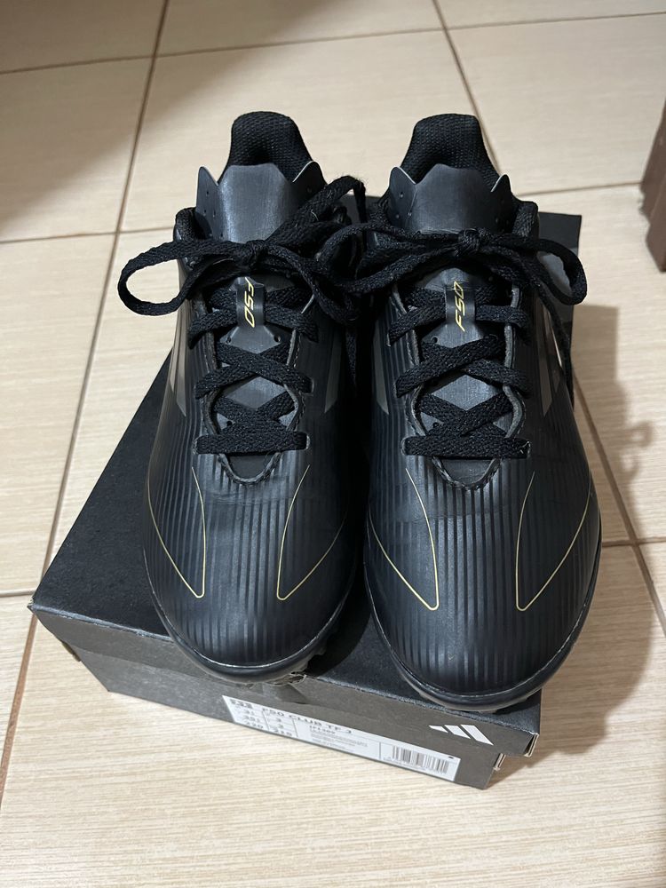 Детски стоножки на adidas