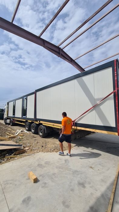 Vând containere modulare vitrina birou sanitar