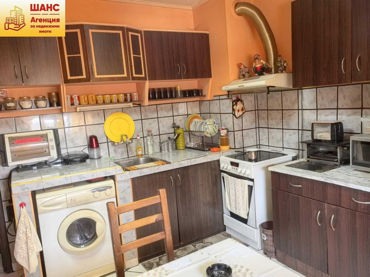 Продава се Двустаен апартамент в Плевен, Дружба 2 - 58 кв.м за 1190 €/кв.м - Снимка #1