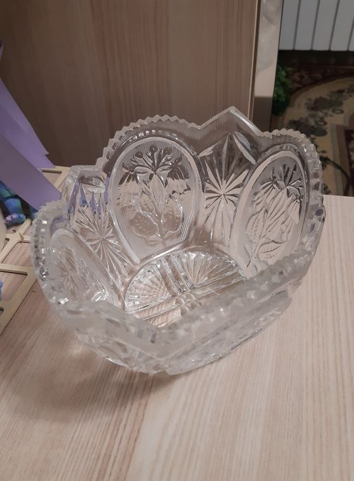 Хрусталь. Праздник. Уют.