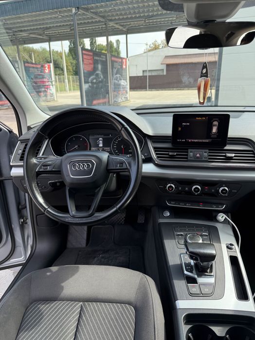 Vând Audi Q5 2.0 tdi quattro