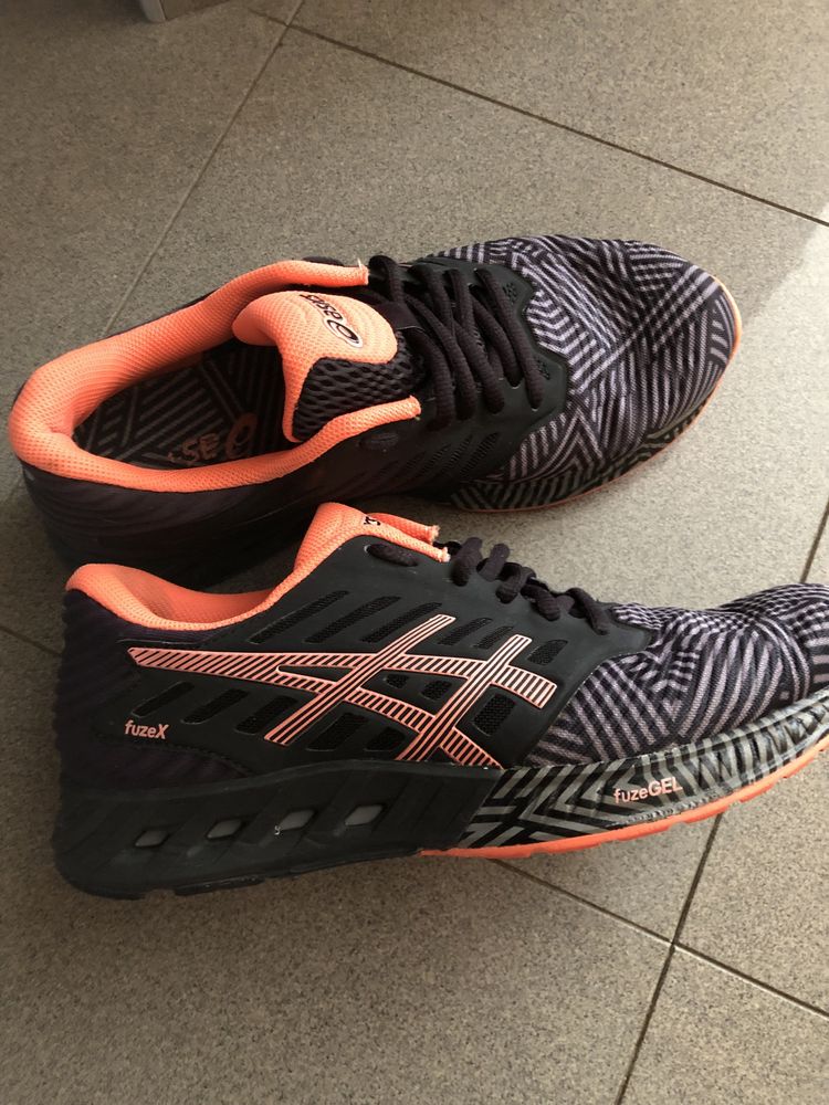 Маратонки ASICS FuzeX 38