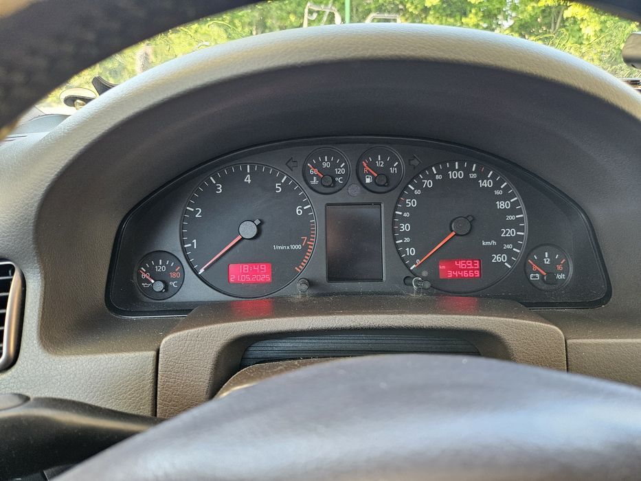 Audi A6, 1.8 Benzină și GPL