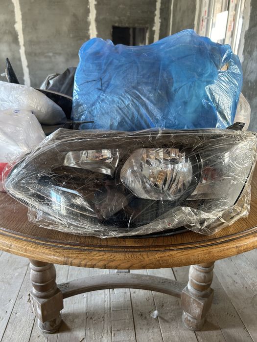 Калина 2 Фара новый